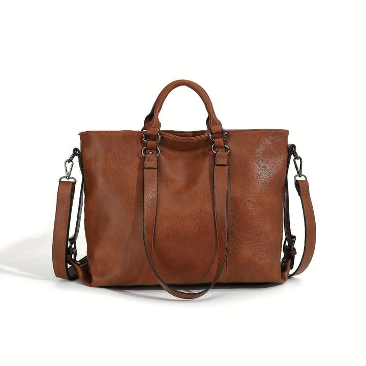 Bianca | Timeless Vintage Shopper with Elegant Sophistication