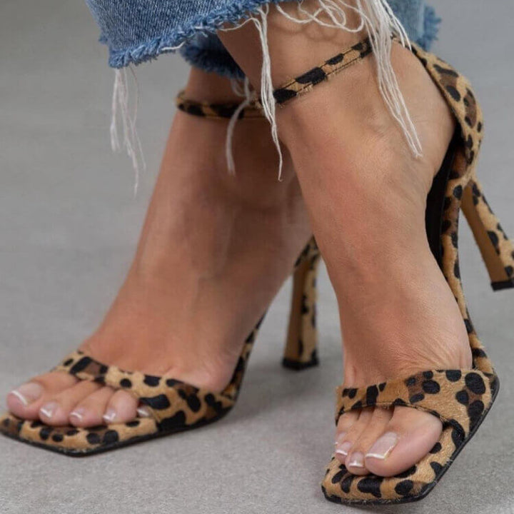 Giulia™ | Højhælede sandaler med dyreprint